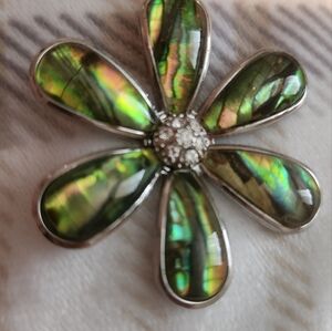 Silver flower necklace